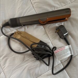 Dyson Corrale in Metallic Gray and Copper